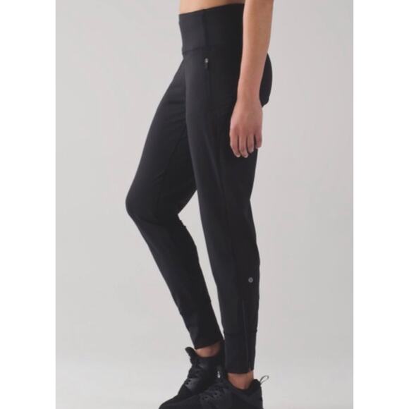 Lululemon Fast Track Pant II Women’s Jogger Leggings Size 2 Black High Waist - Picture 2 of 11